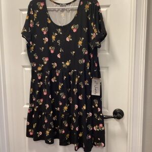 J for Justify Black Floral casual dress tired.